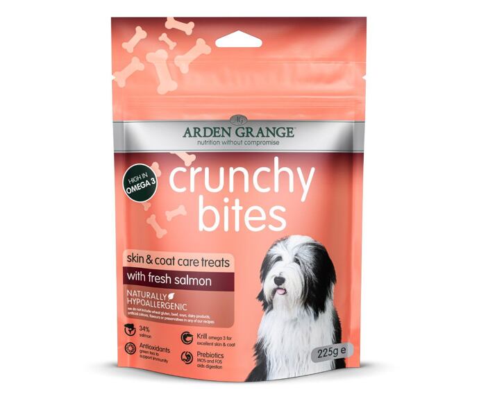 Arden Grange Crunchy Bites s čerstvým lososem